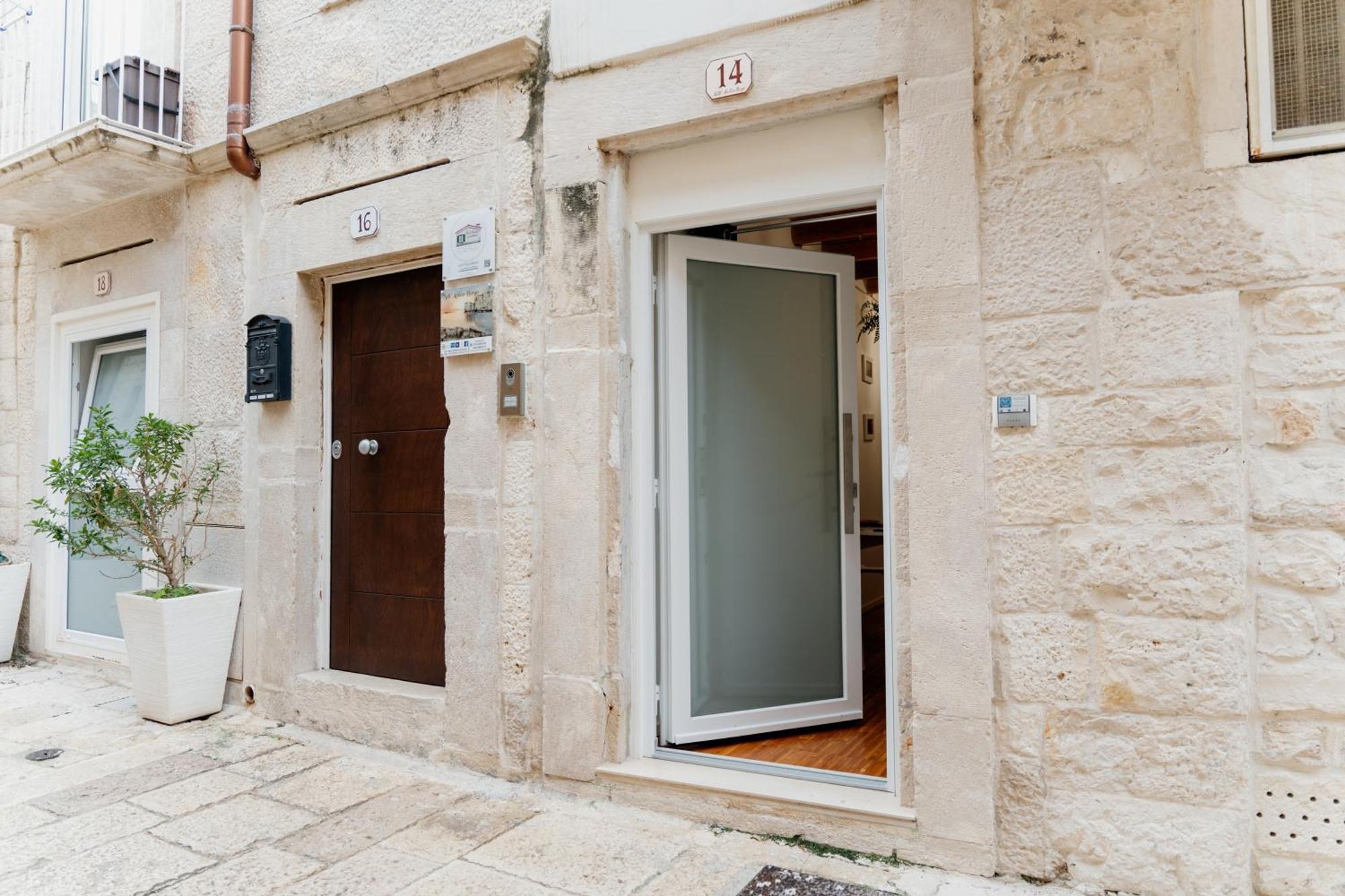 Nell'Antico Borgo B&B Molfetta Eksteriør billede